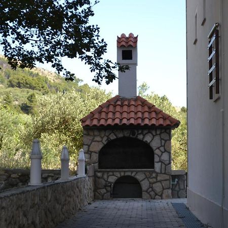Suncana Sara Tucepi Exterior photo